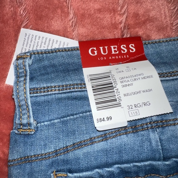 Guess Jeans never worn - Picture 3 of 6